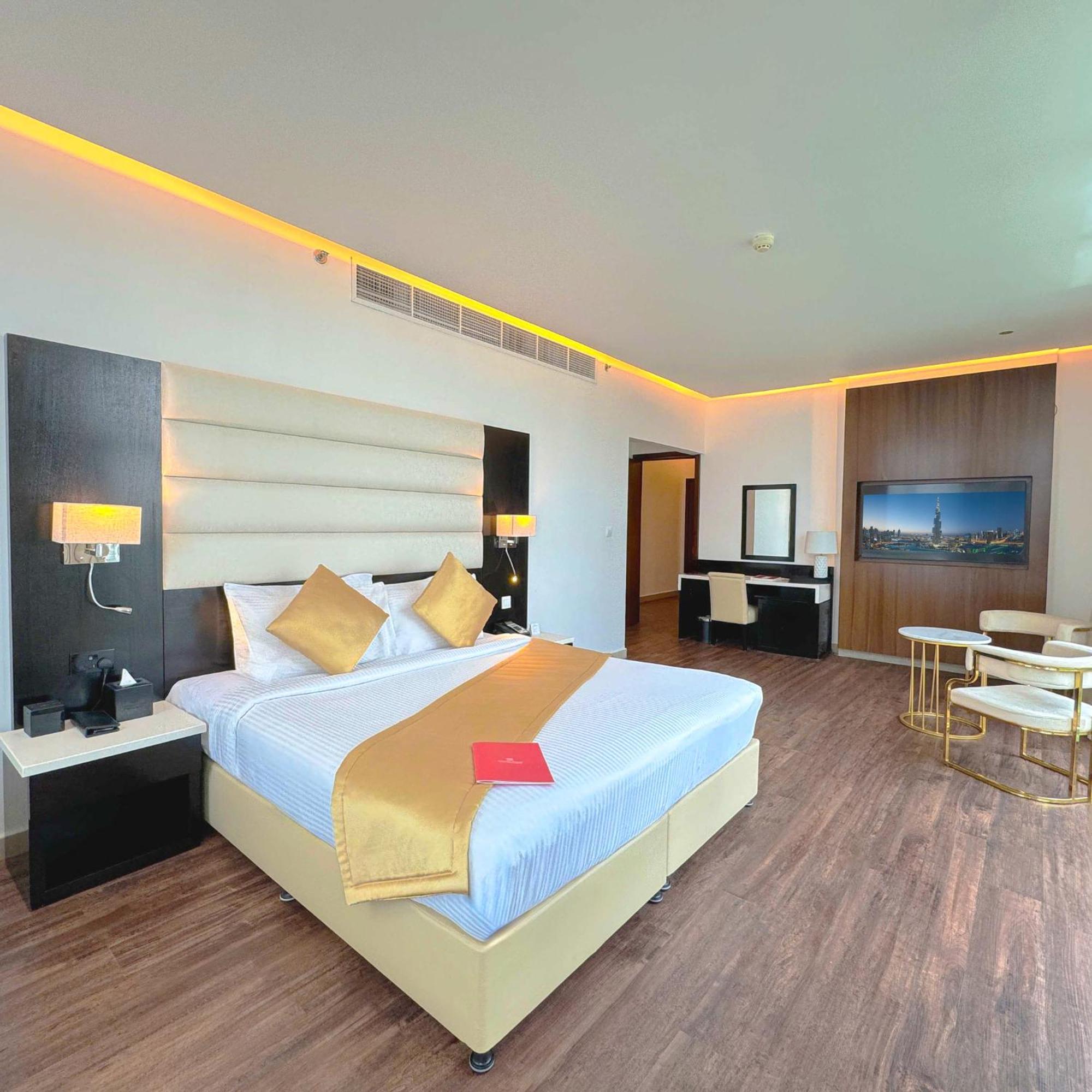 Appart hôtel Sunday Mega Sheikh Zayed Road Near Difc Formerly Emirates Grand 3*